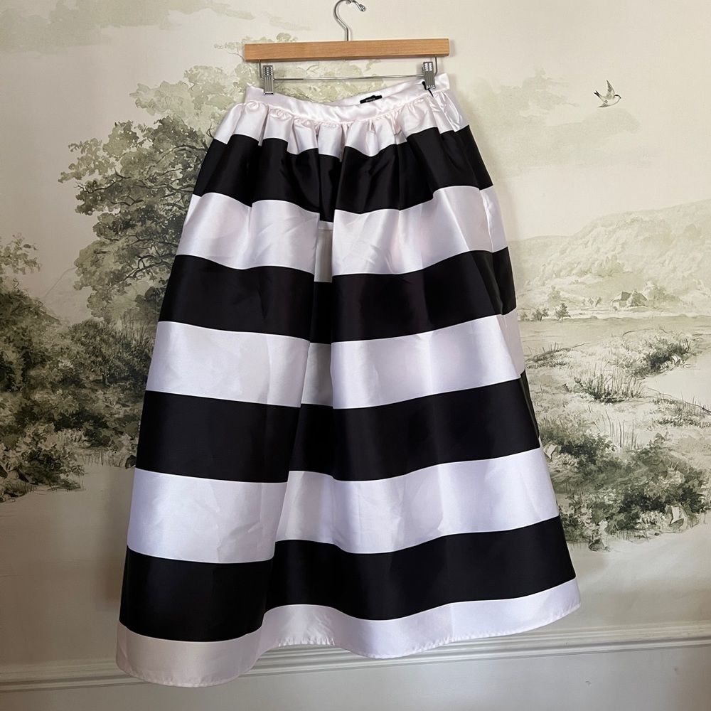 Nasty Gal Top and Skirt Set - please description